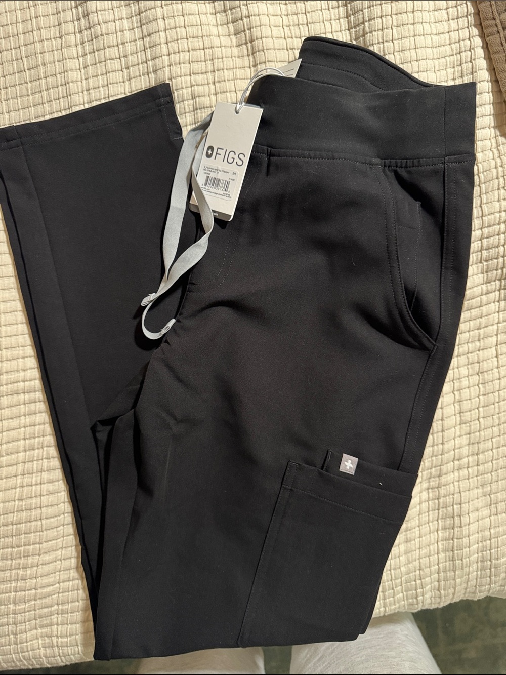 Figs Black Women's Jogger Scrub Pants with Utility Pocket